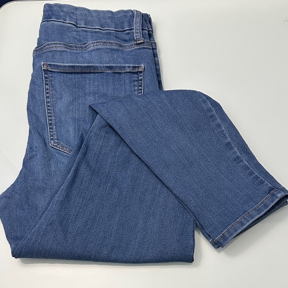 Re-Generation Denim - Re Generation Medium Wash Jeggings